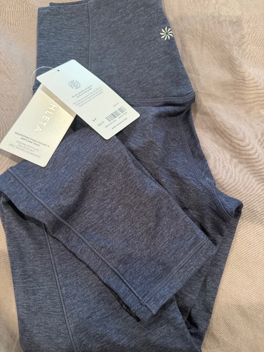 Athleta Salutation Stash Pocket II Luxe Leggings | NWT | Sz Small | Grey